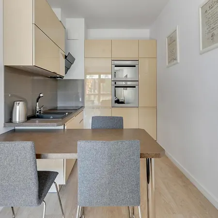 Dom & House - Apartamenty Nadmorski Dwor Gdansk Exterior photo